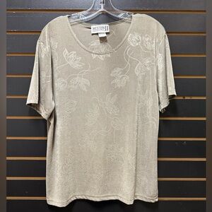 Western II Connection Sage Green Floral Textured Short Sleeve Top size 2X